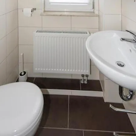 Semesterbostad Husdjursvänligt Hus Med 4 Sovrum I