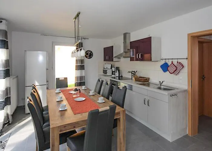 4 Bedroom Pet Friendly In Dom wakacyjny Röbel