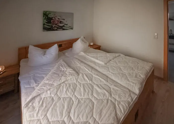 Dom wakacyjny 4 Bedroom Pet Friendly In *